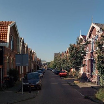 Op deze foto is de Ooiervaarstraat te zien.